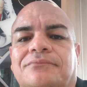 Meet your Posher, Carlos mauricio